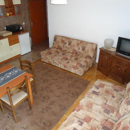 Lazar Apartments Petrovac Екстериор снимка