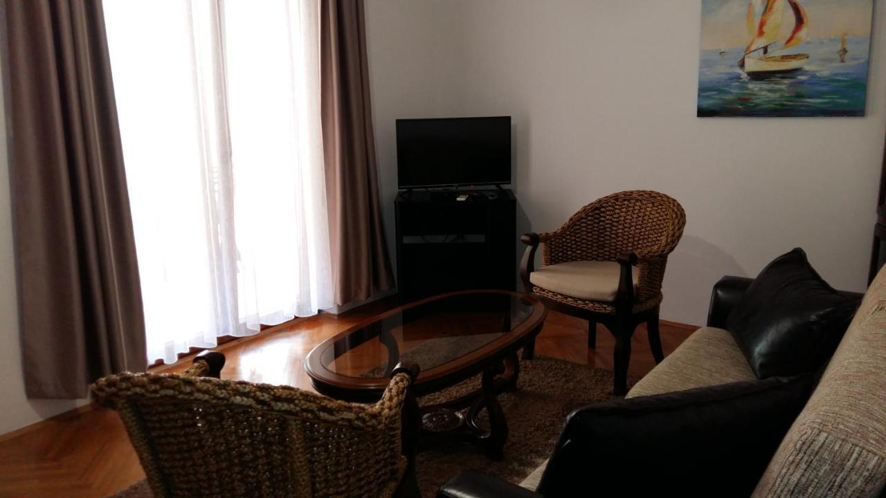 Lazar Apartments Petrovac Екстериор снимка