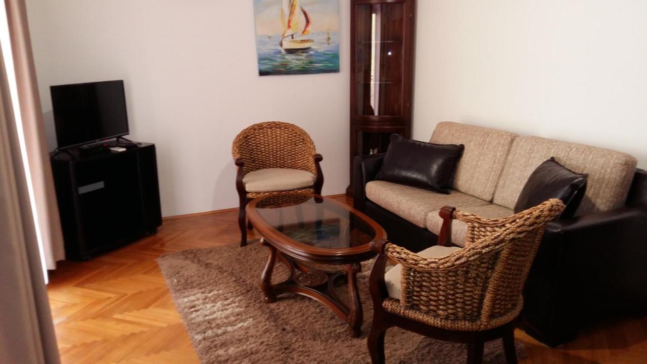 Lazar Apartments Petrovac Екстериор снимка