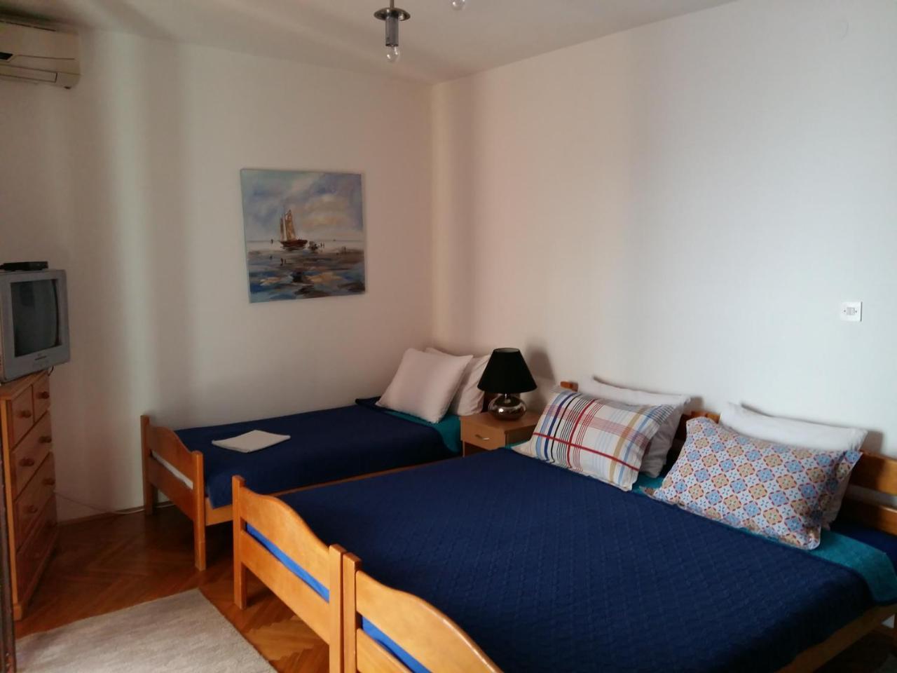 Lazar Apartments Petrovac Екстериор снимка