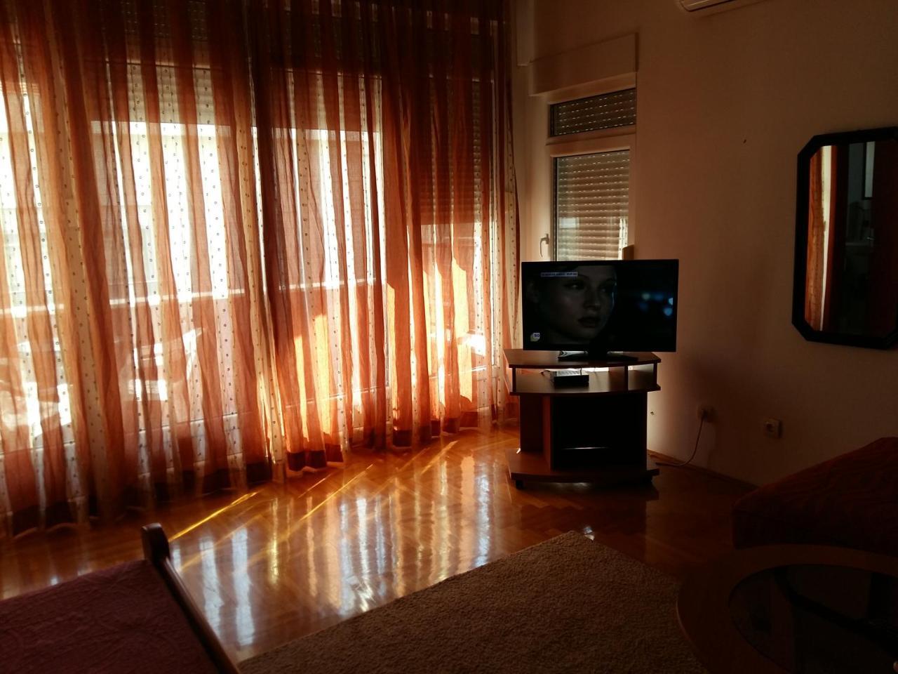 Lazar Apartments Petrovac Екстериор снимка